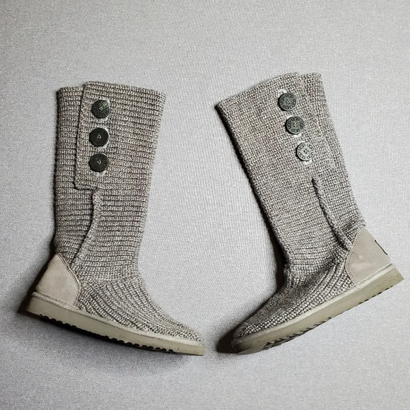 Uggs Cardy Gray Knit Boots - Picture 1 of 9